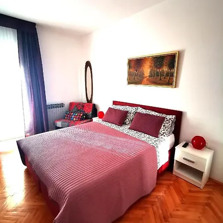 Melanija 1