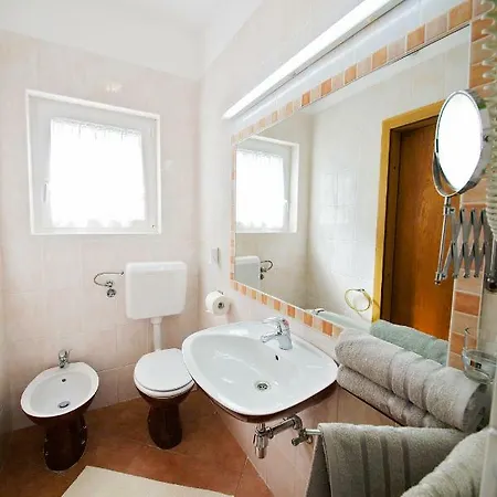 Apartment Melanija 1